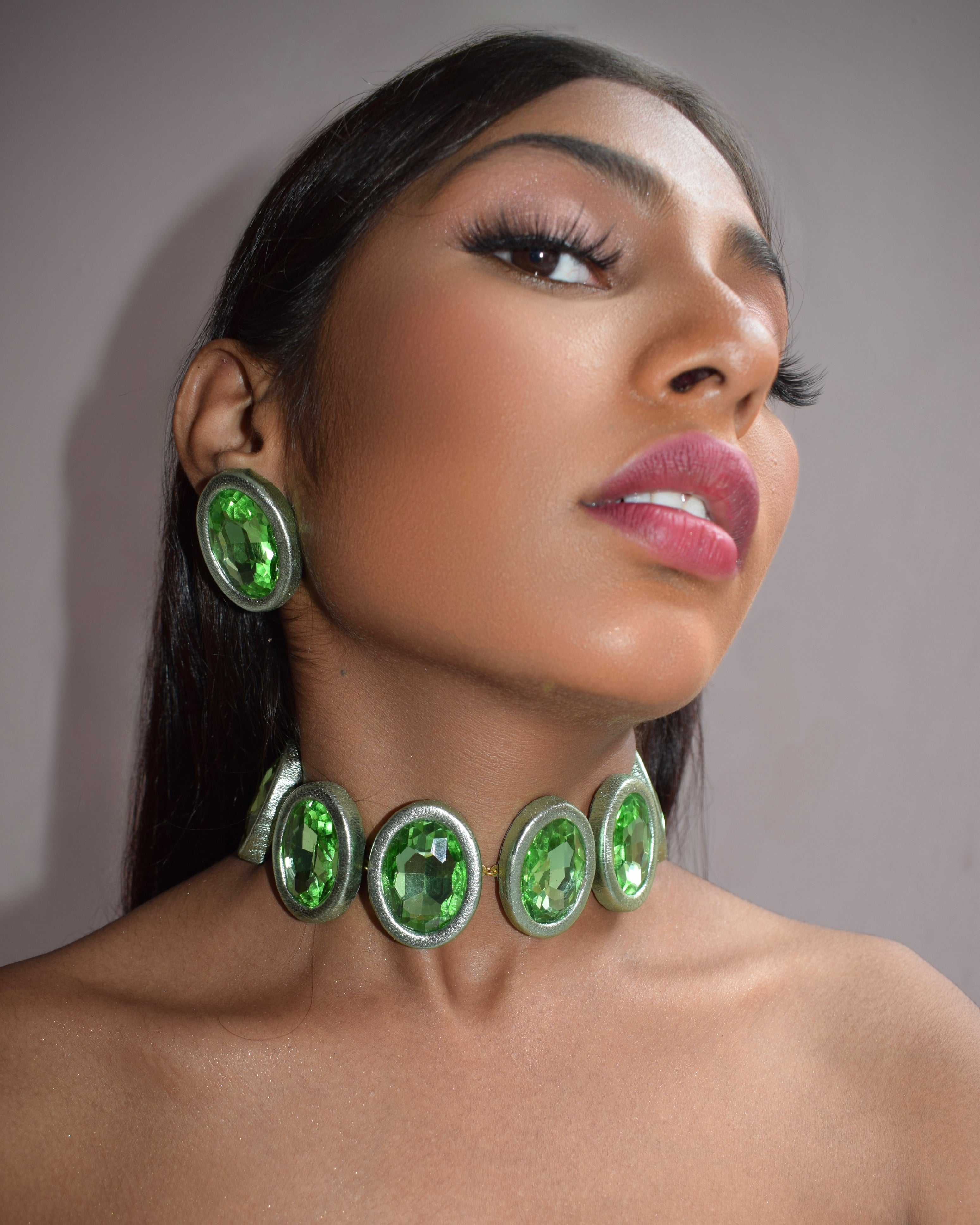 HALO CHOKER - METALLIC GREEN