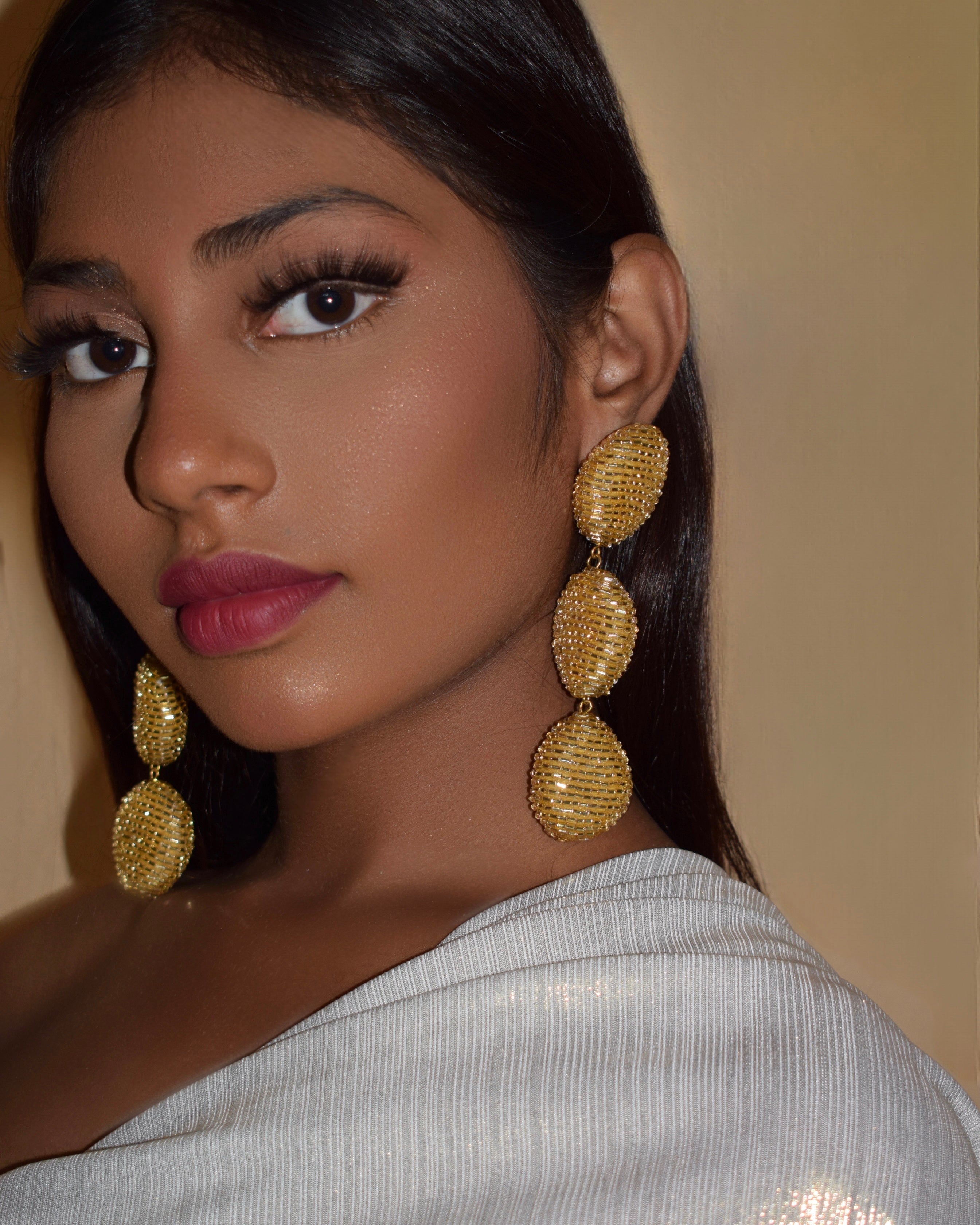 NOIR DANGLERS- GOLD