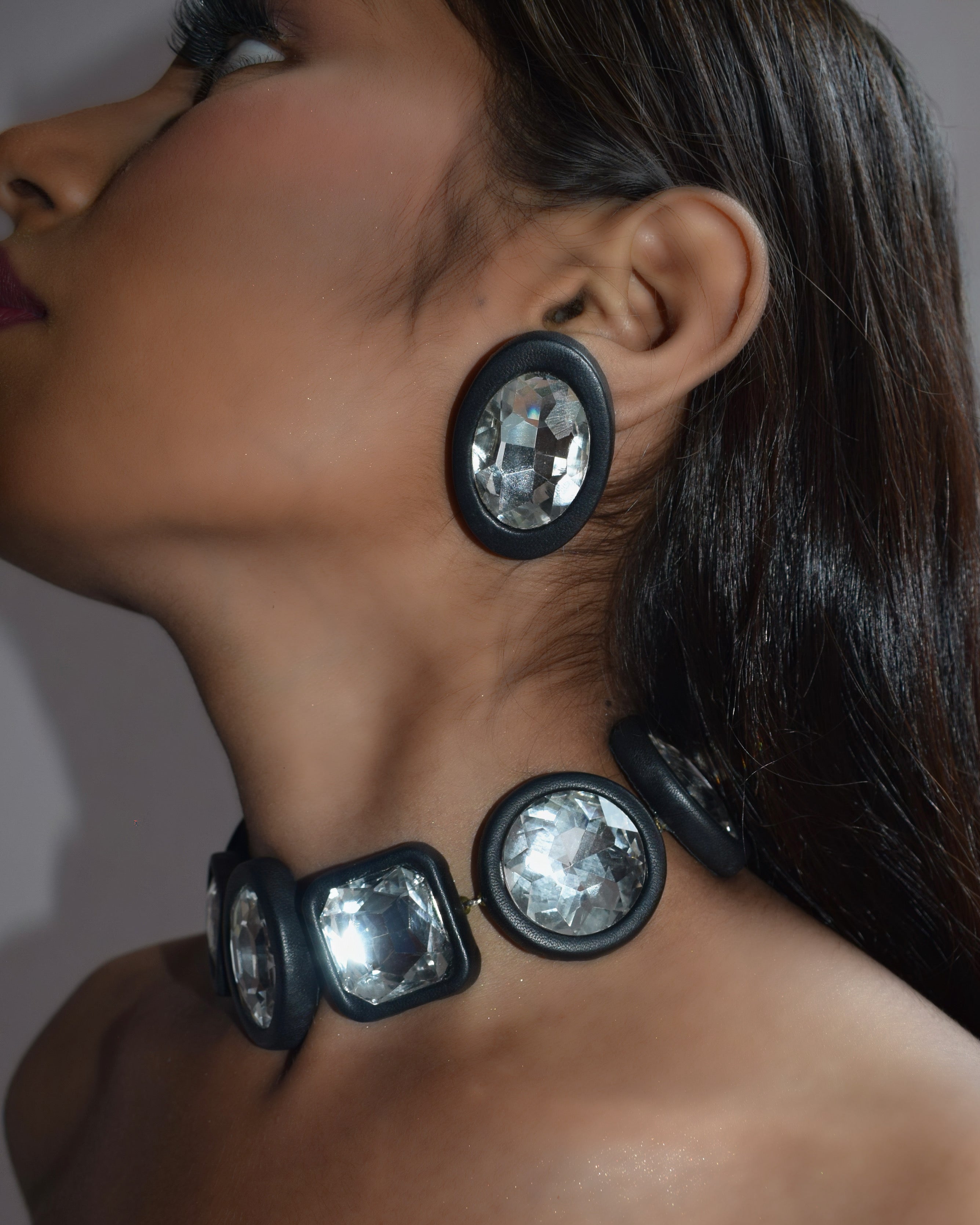 HALO STUDS - DIAMOND BLACK
