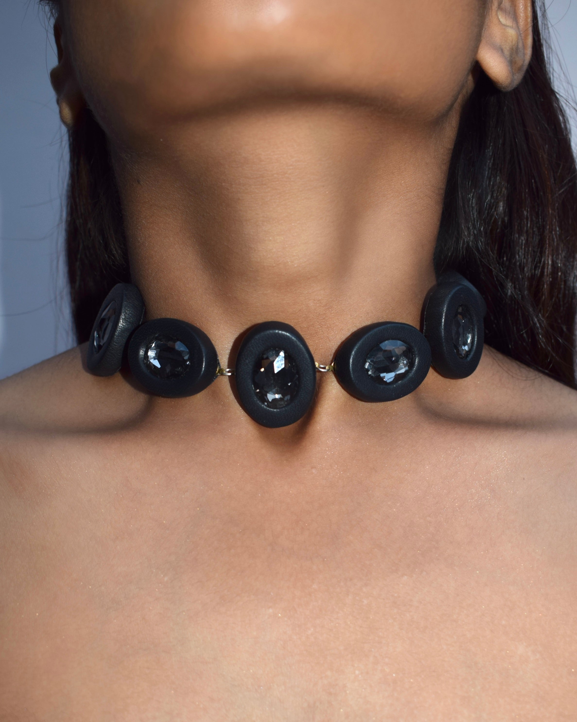 OVALINE NECKLACE - BLACK
