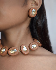 OVALINE STUDS - TAN